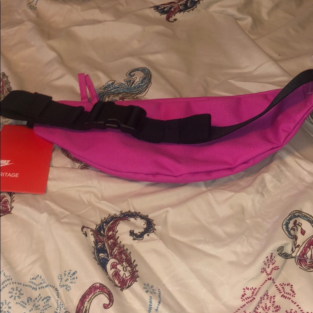 Nike Fanny Pack - Picture 5 of 5